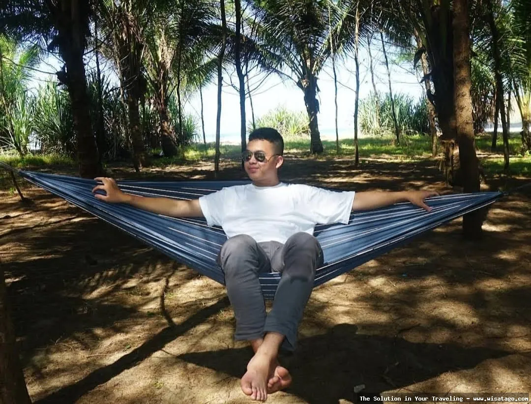 Wisata Pantai Pelang yang memukau hati