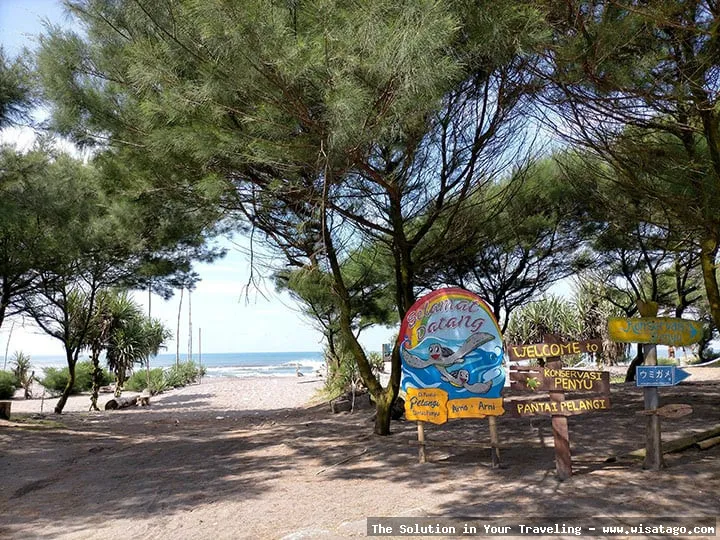 wisata Pantai Pelangi yang memukau.