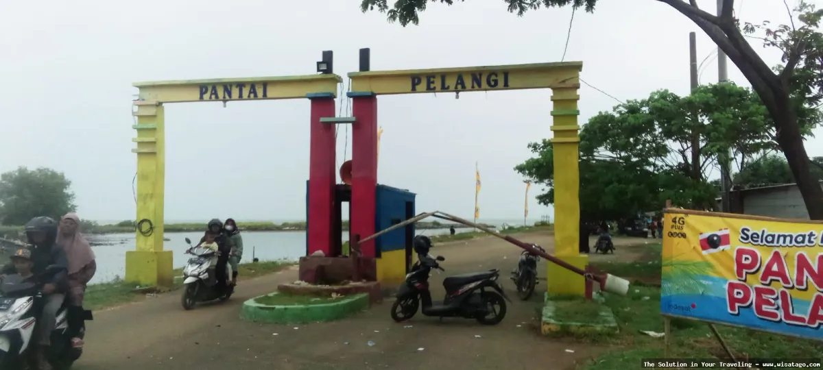 Wisata Pantai Pelangi yang memukau