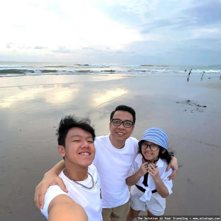 Wisata Pantai Petitenget yang mempesona