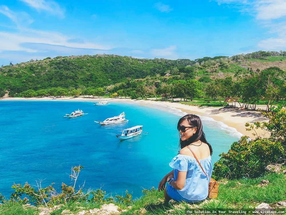wisata Pantai Pink Lombok nan eksotis