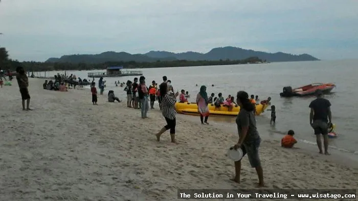 Wisata Pantai Pongkar yang menawan hati