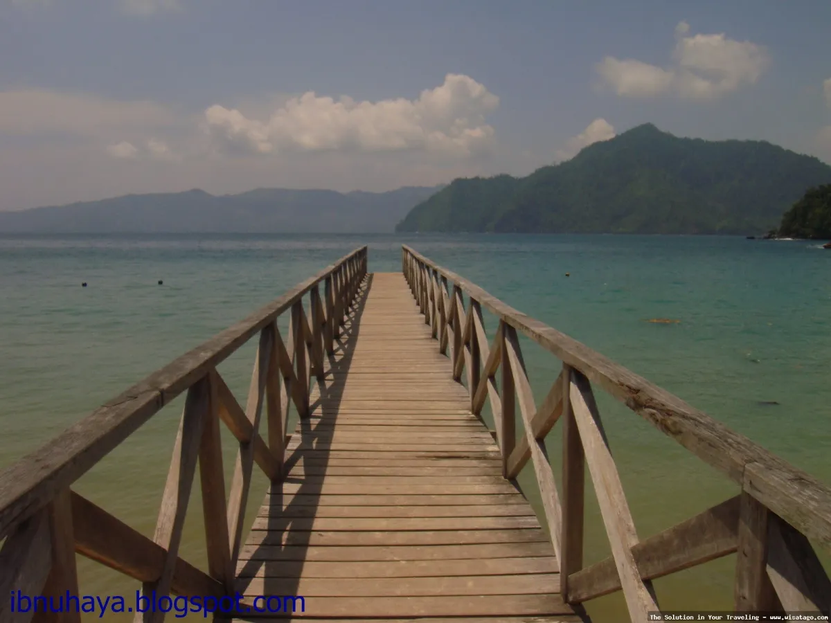 wisata Pantai Prigi yang memukau