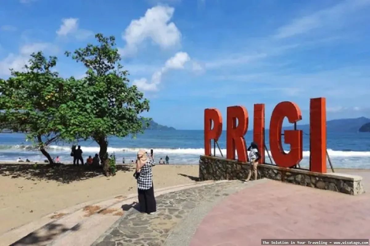 Wisata Pantai Prigi yang memukau.