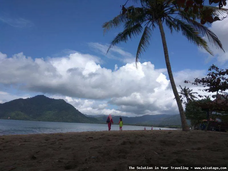 Wisata Pantai Prigi yang menawan.