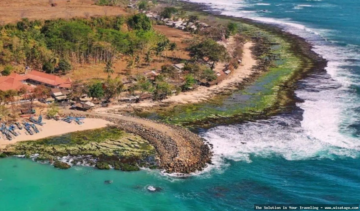 wisata Pantai Rancabuaya Garut yang indah