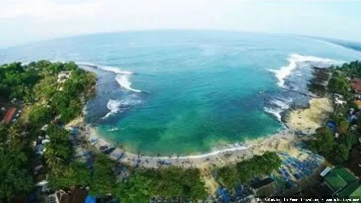 Wisata Pantai Rancabuaya Garut memesona