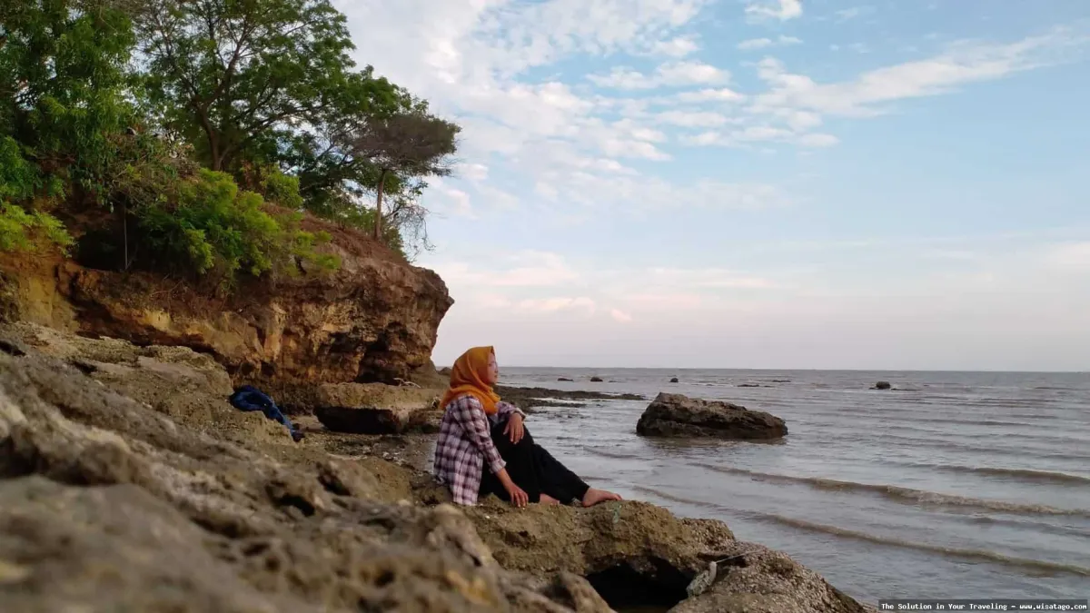 Wisata Pantai Rongkang yang mempesona.