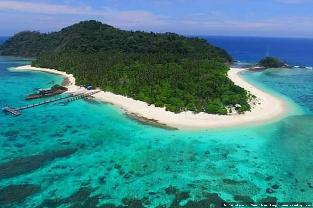 Wisata Pantai Sahi yang mempesona