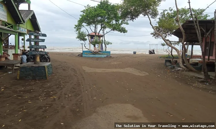 wisata Pantai Samudera Baru yang indah