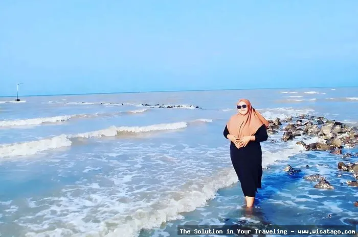 wisata Pantai Samudera Baru nan indah
