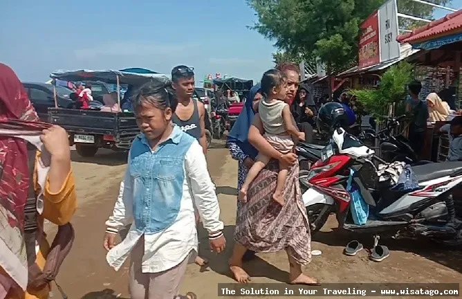 wisata Pantai Samudera Baru yang indah
