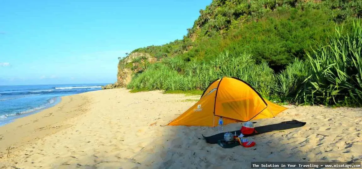 wisata Pantai Sanglen, pasir putih alami