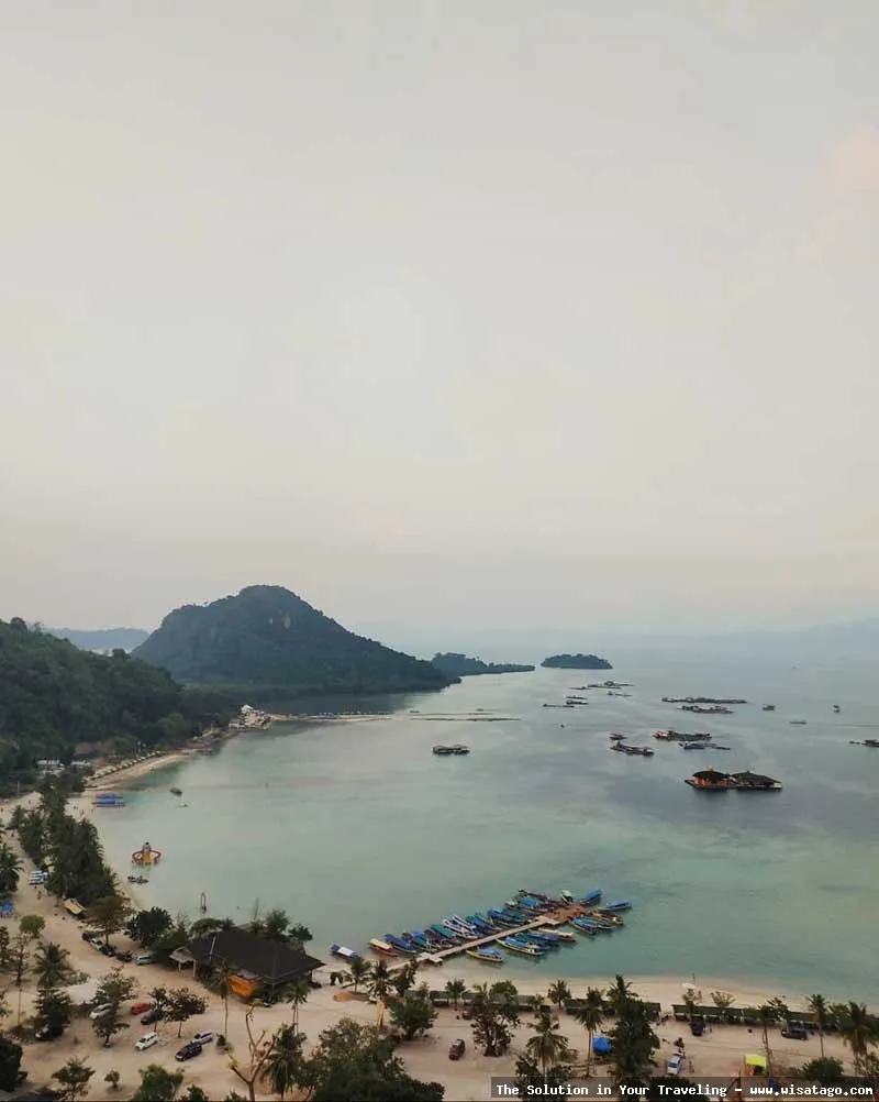 Wisata Pantai Sari Ringgung yang indah