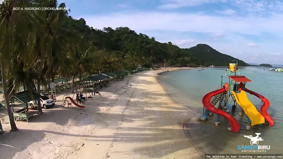 Wisata Pantai Sari Ringgung yang indah