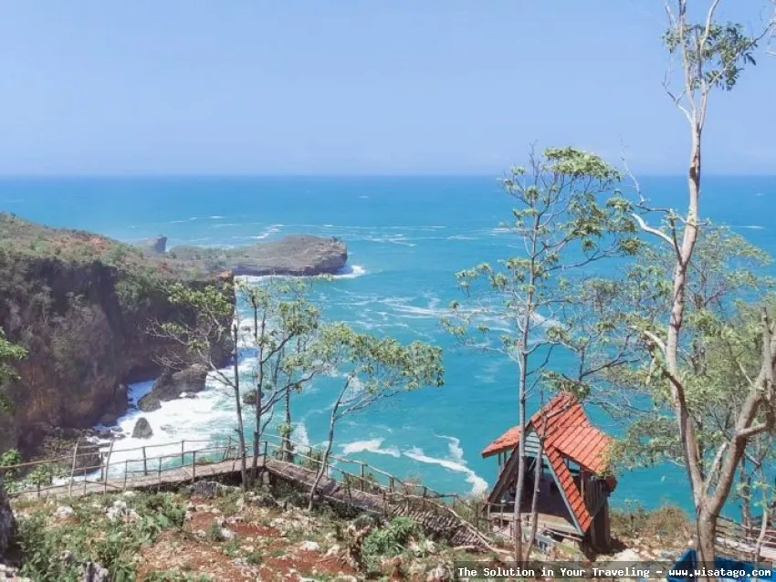 wisata Pantai Sebagul yang menawan