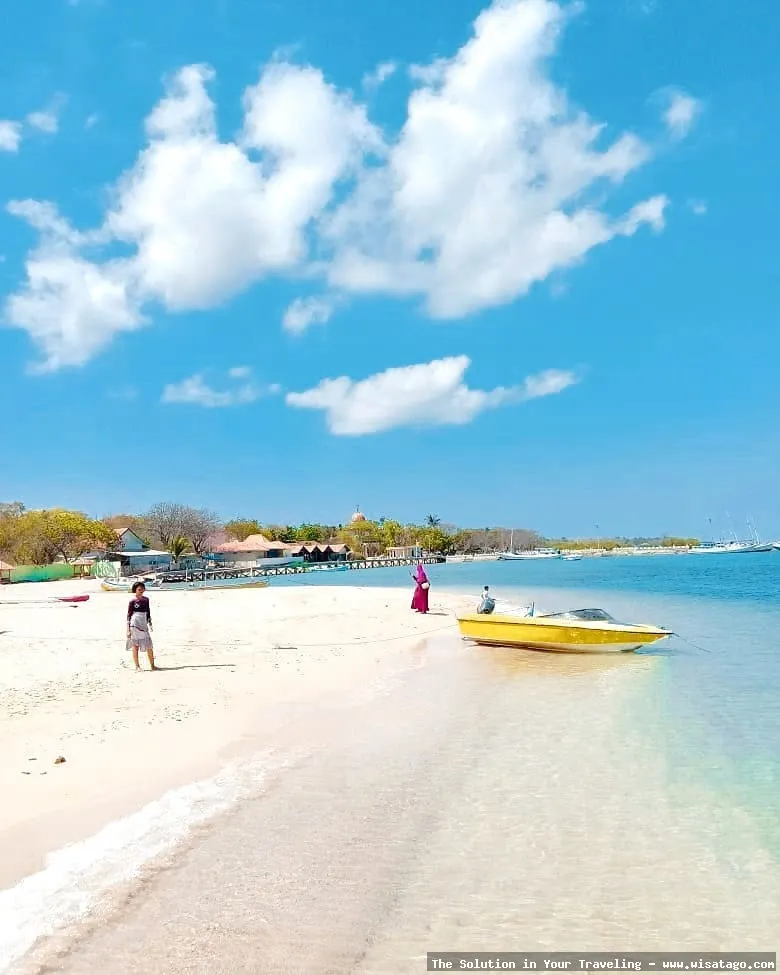 wisata Pantai Sembilan yang memukau