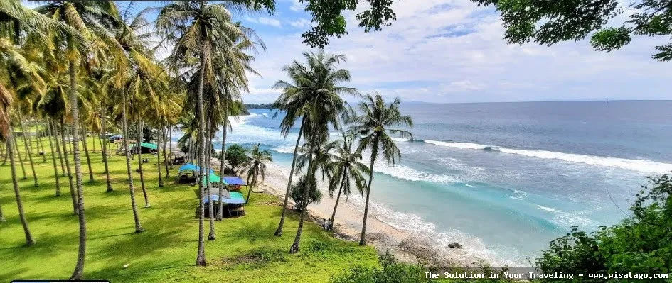 wisata Pantai Senggigi yang mempesona