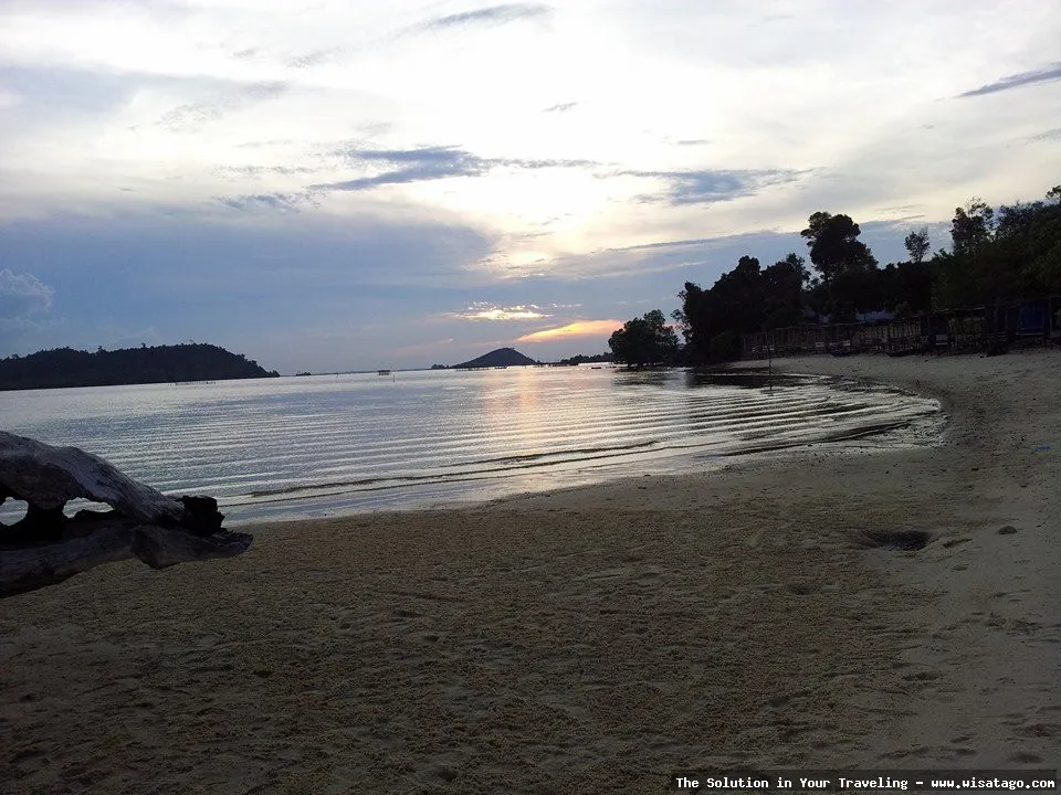 Wisata Pantai Setokok yang mempesona