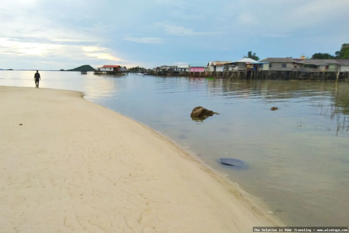 wisata Pantai Setokok yang menawan