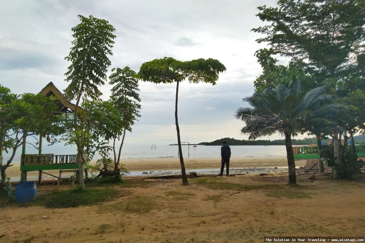 Wisata Pantai Setokok yang mempesona