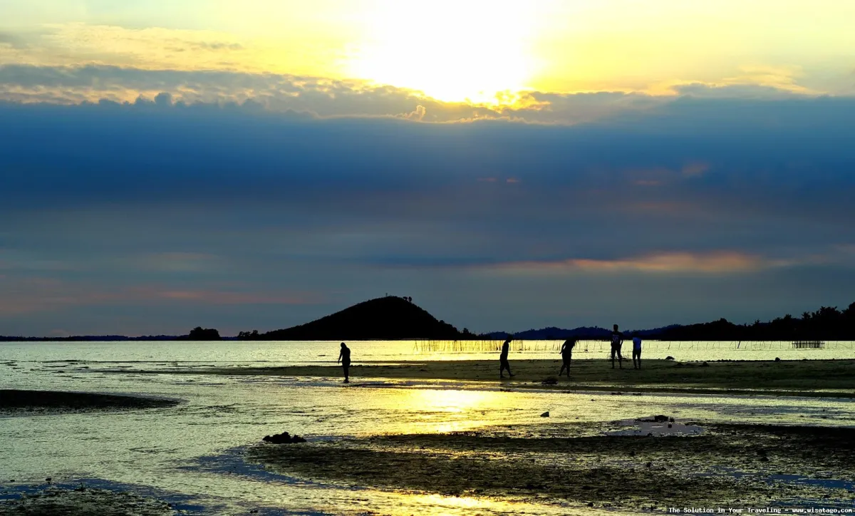 Wisata Pantai Setokok yang mempesona