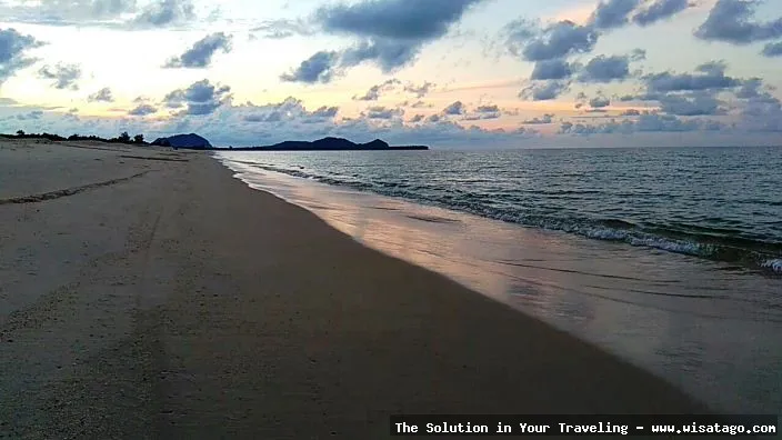 wisata Pantai Sisi yang mempesona