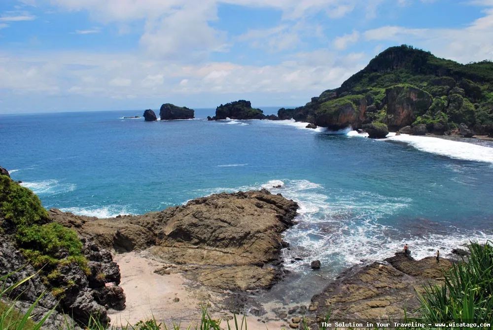 wisata Pantai Siung Gunungkidul yang indah