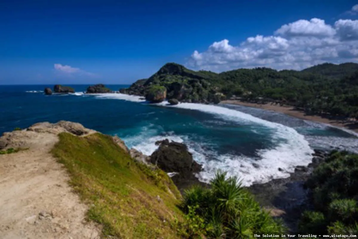 wisata Pantai Siung Gunungkidul yang indah
