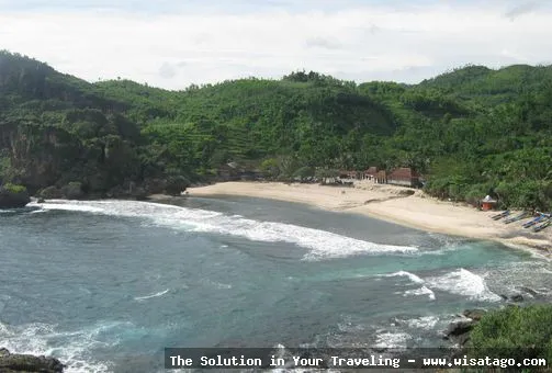 Wisata Pantai Siung Gunungkidul yang eksotis