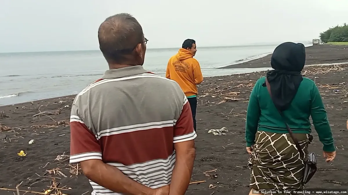 Wisata Pantai Sobo yang menawan.