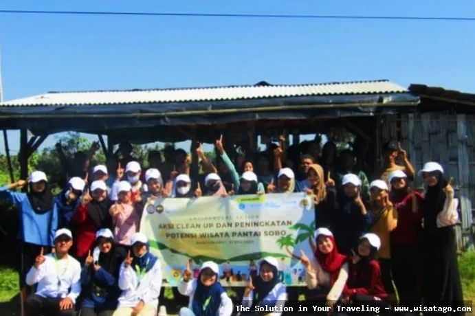 Wisata Pantai Sobo yang menawan.