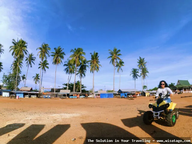 wisata Pantai Tangkisung yang mempesona