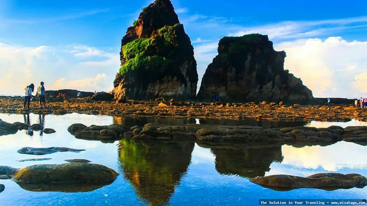 Wisata Pantai Tanjung Layar yang memukau