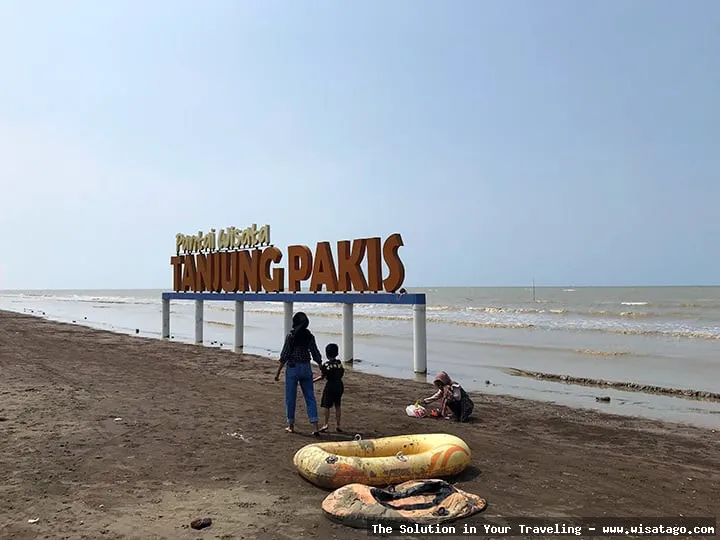 Wisata Pantai Tanjung Pakis Karawang indah