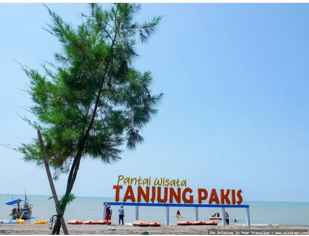 wisata Pantai Tanjung Pakis Karawang indah