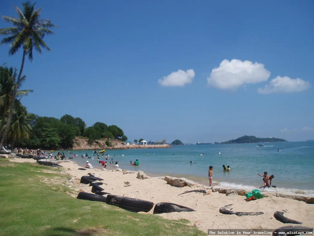Wisata Pantai Tanjung Pinggir yang memukau