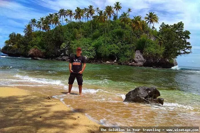 Wisata Pantai Tanjung Sawang yang indah
