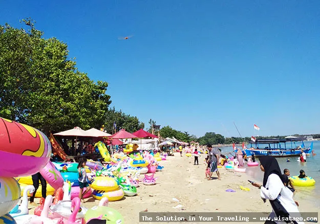 wisata Pantai Teluk Awur yang indah