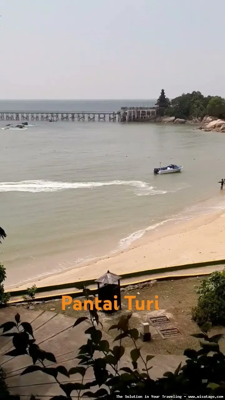 wisata Pantai Turi yang mempesona