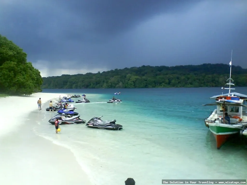 wisata Pantai Ujung Kulon yang indah