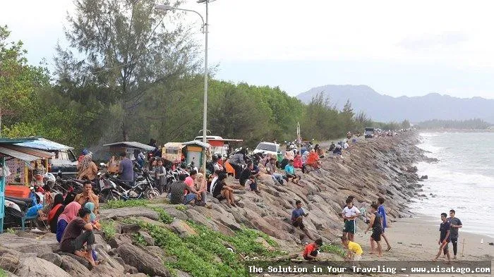 wisata Pantai Ulee Lheue yang indah