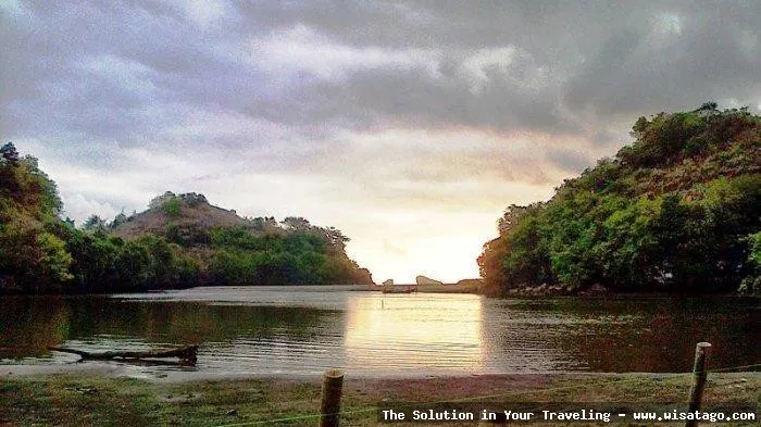 wisata Pantai Ungapan yang memukau