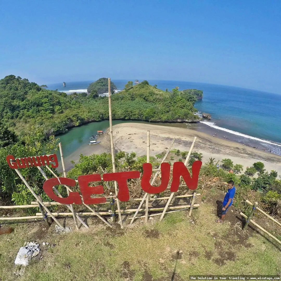 Wisata Pantai Ungapan yang mempesona.