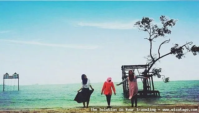 Wisata Pantai Viovio yang menawan.
