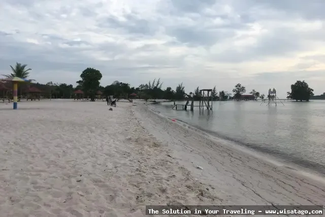 Wisata Pantai Viovio yang menawan