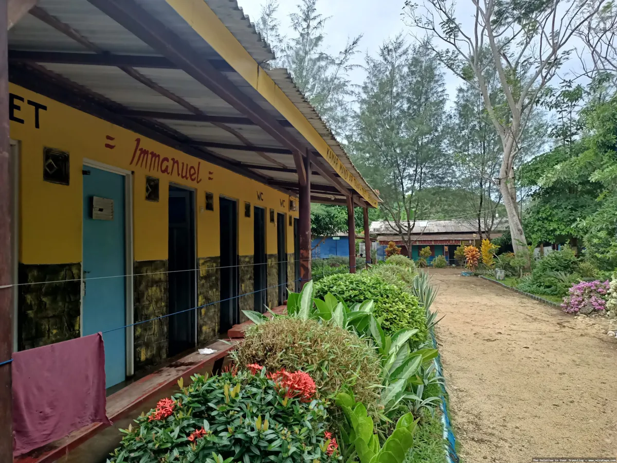 Wisata Pantai Watu Leter nan indah