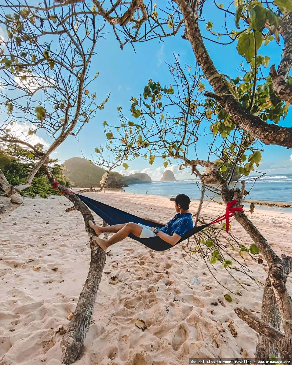 Wisata Pantai Watu Leter nan indah