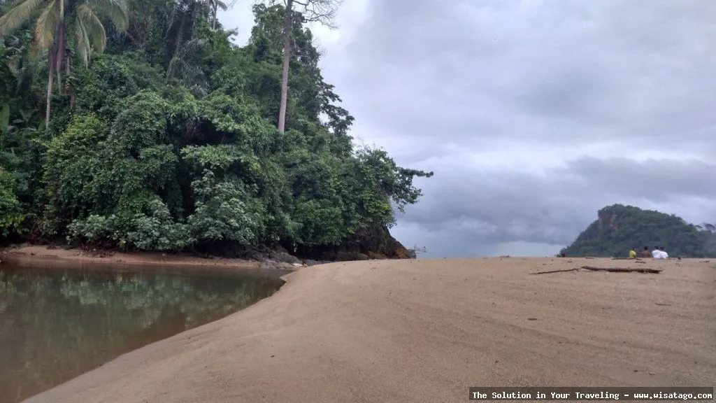 wisata Pantai Wedi Awu nan indah