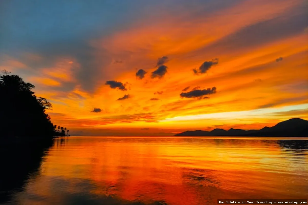 Wisata Pantai Zora yang memukau.